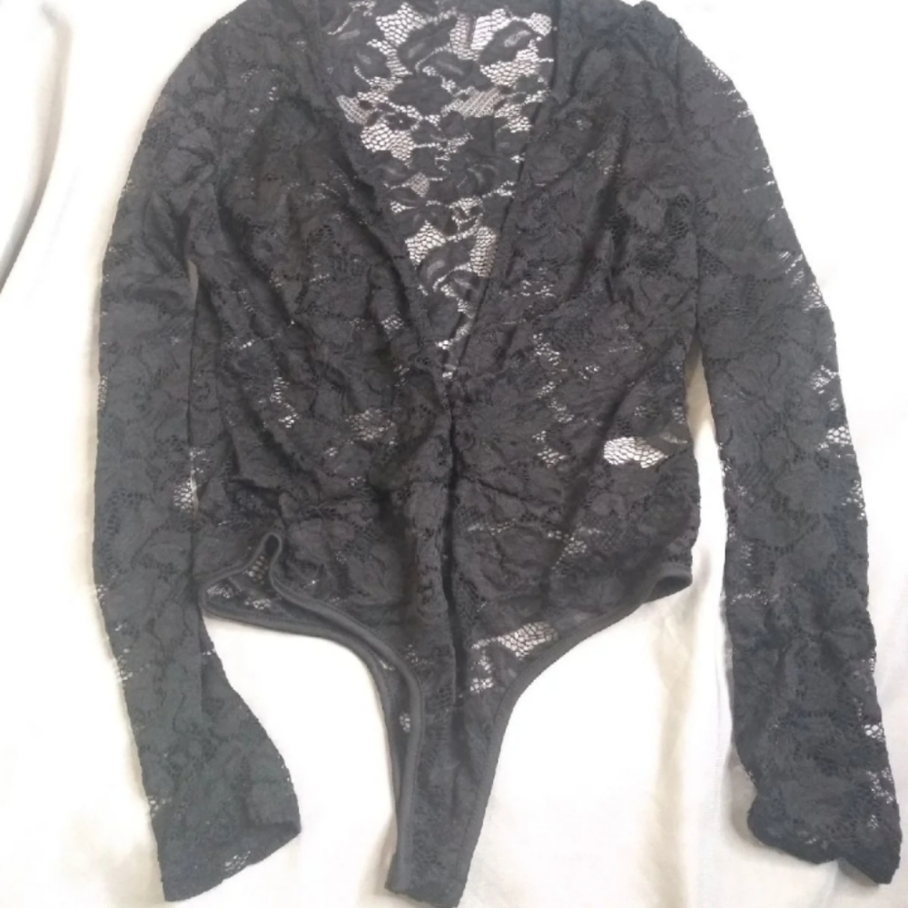 NWT WINDSOR SEXY LOW V BLACK LACE BODYSUIT